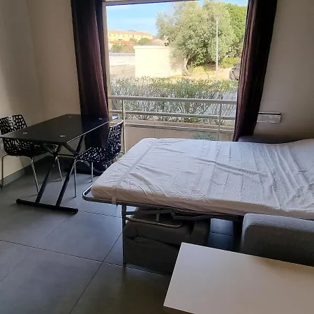 Climatisée Dans Résidence à 5 Minutes Des Plages A Pied Propriano (Corsica)