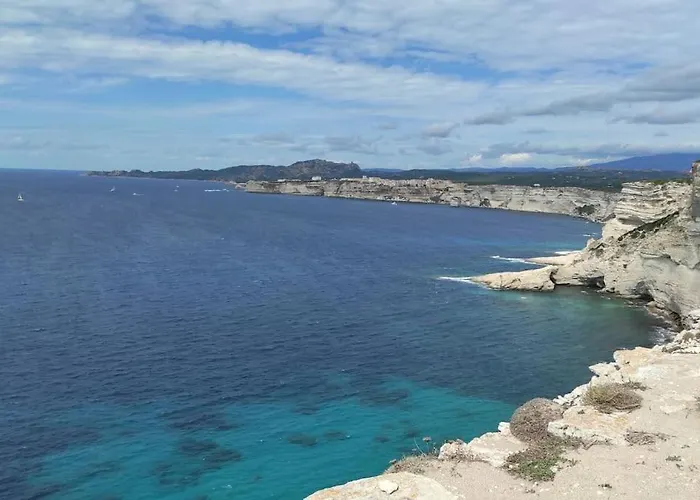 Climatisee Dans A 5 Minutes Des Plages A Pied דירה *