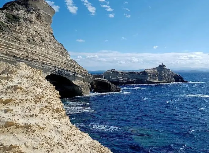 Climatisee Dans A 5 Minutes Des Plages A Pied